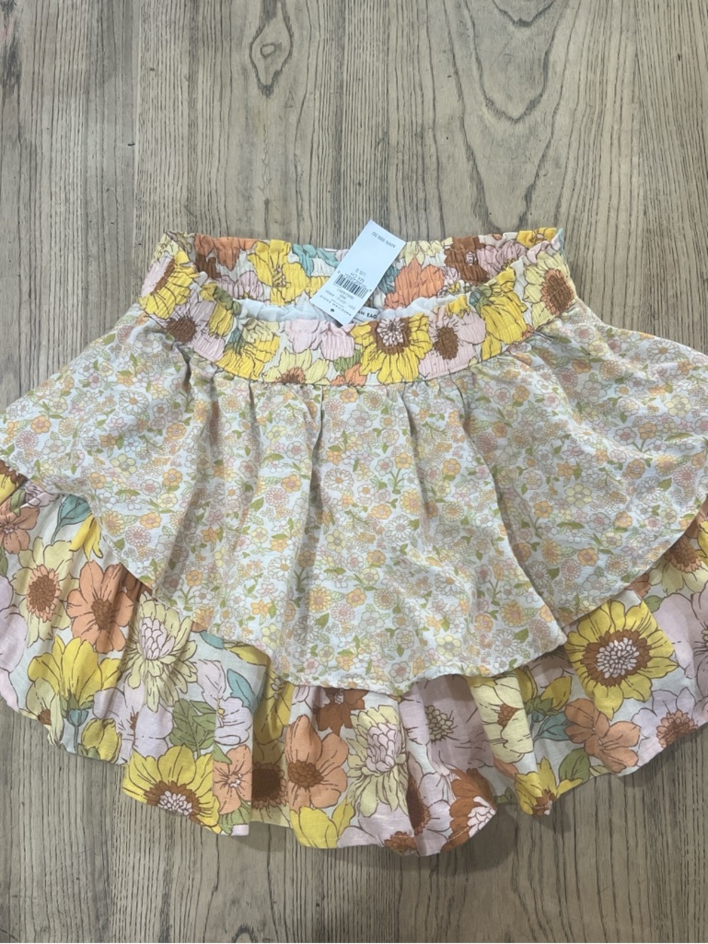 American Eagle Outfitters Floral Tiered Skirt in Yellow, Peach, Cream